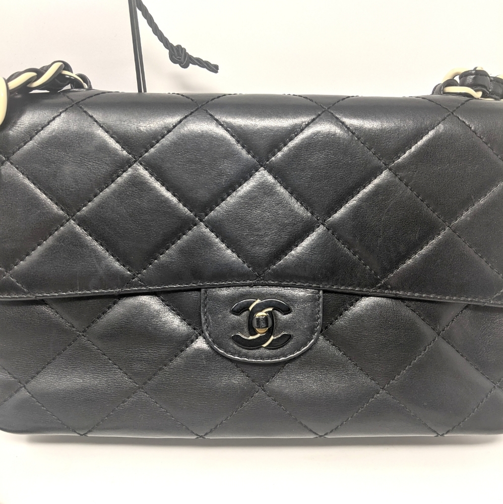 🚨Sale! 🎉HP🎉CHANEL SO BLACK Flap Bag Black White Hardware Rare! 🦄 Vintage - Picture 13 of 16